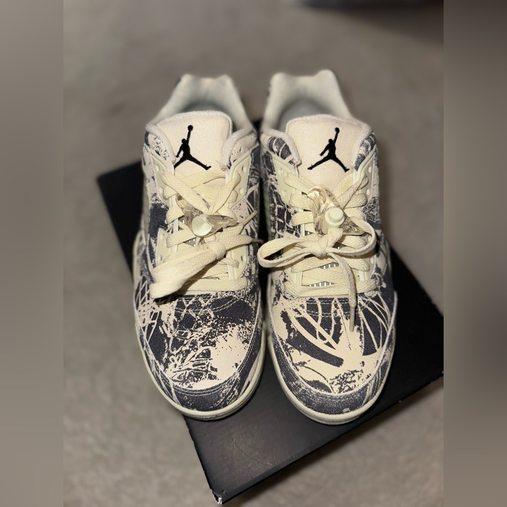 Women's Air Jordan 5 Retro Low DA8016